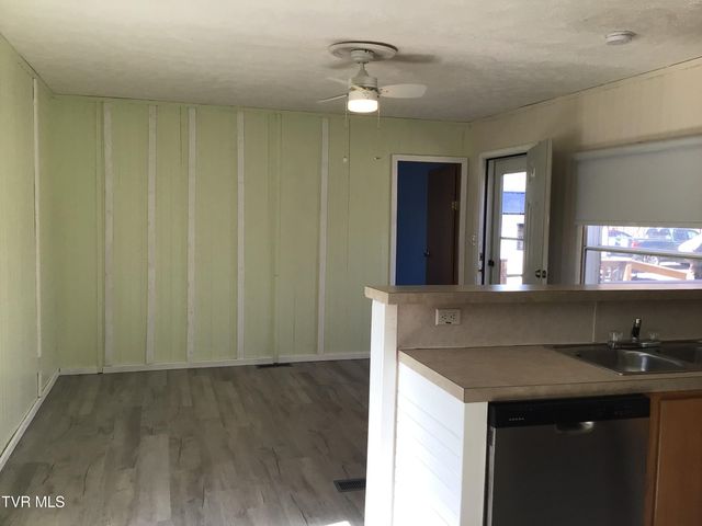 430 Laws Road, Greeneville, TN 37743