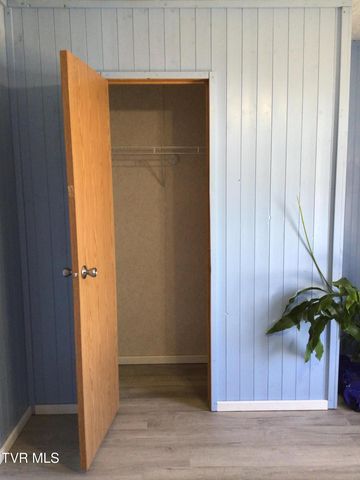 430 Laws Road, Greeneville, TN 37743