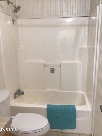 430 Laws Road, Greeneville, TN 37743