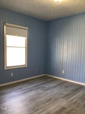 430 Laws Road, Greeneville, TN 37743