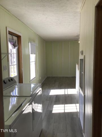 430 Laws Road, Greeneville, TN 37743