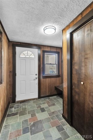 8794 Lower East Hill Road, Colden, NY 14033