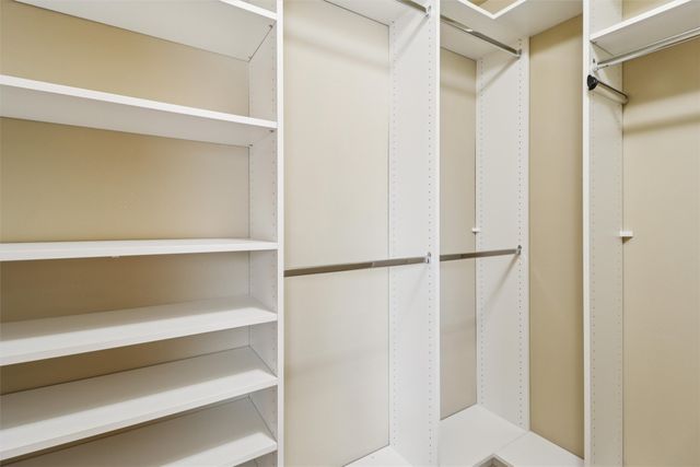 2321 Hart Avenue 2, Des Moines, IA 50320