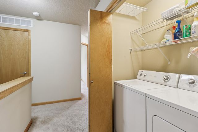 2321 Hart Avenue 2, Des Moines, IA 50320