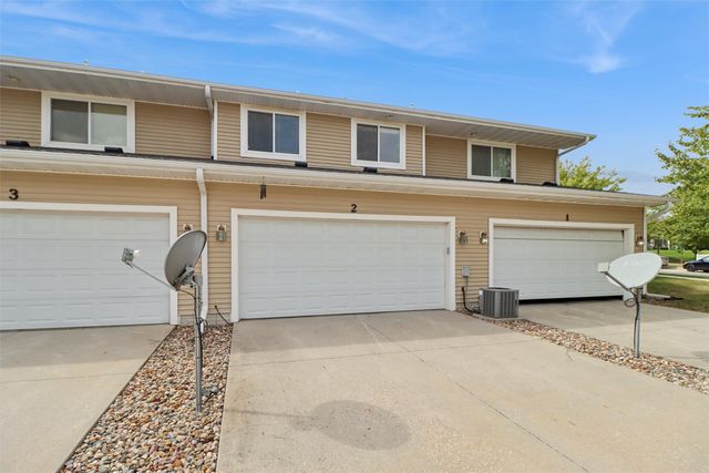 2321 Hart Avenue 2, Des Moines, IA 50320