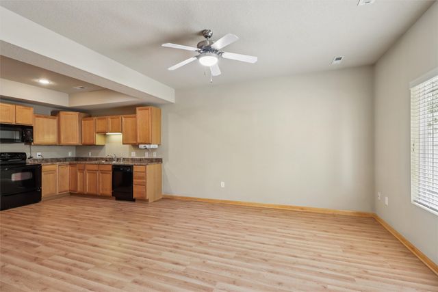 2321 Hart Avenue 2, Des Moines, IA 50320