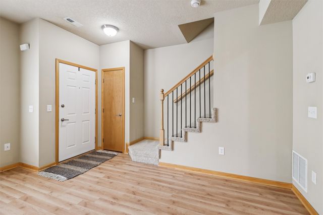 2321 Hart Avenue 2, Des Moines, IA 50320