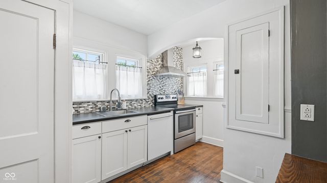 4801 Carrollton Avenue, Indianapolis, IN 46205