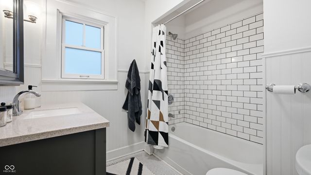 4801 Carrollton Avenue, Indianapolis, IN 46205