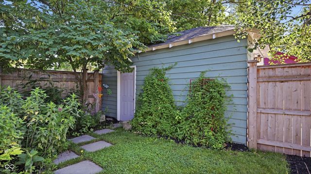 4801 Carrollton Avenue, Indianapolis, IN 46205