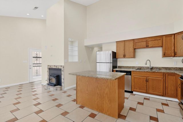 4004 67th Street NW, Albuquerque, NM 87120