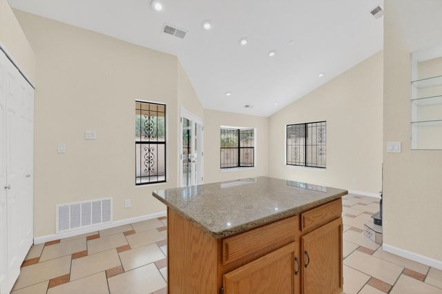 4004 67th Street NW, Albuquerque, NM 87120