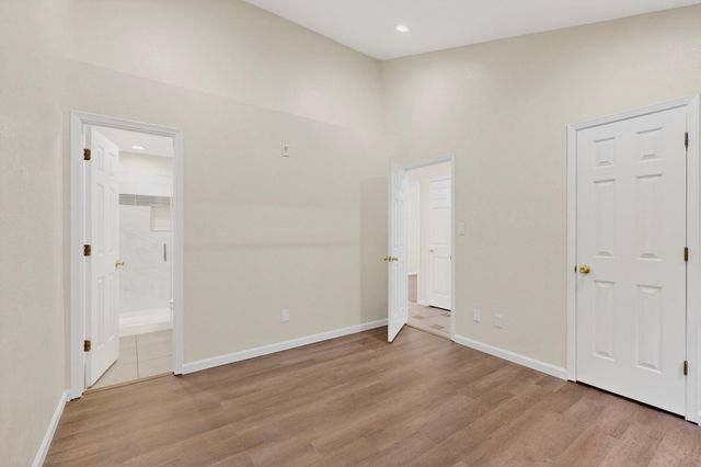 4004 67th Street NW, Albuquerque, NM 87120