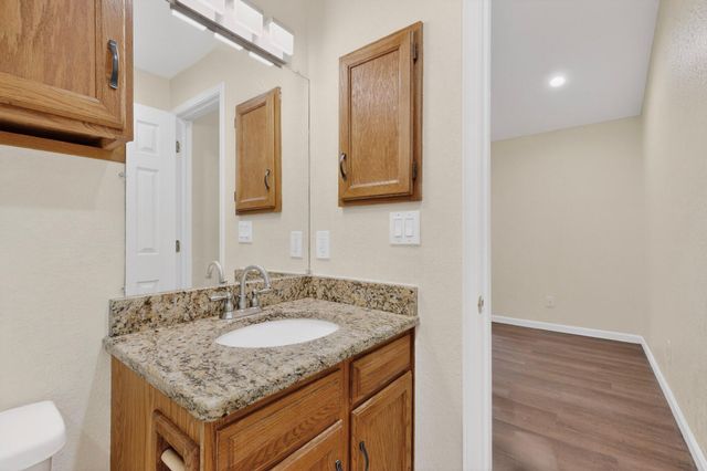 4004 67th Street NW, Albuquerque, NM 87120