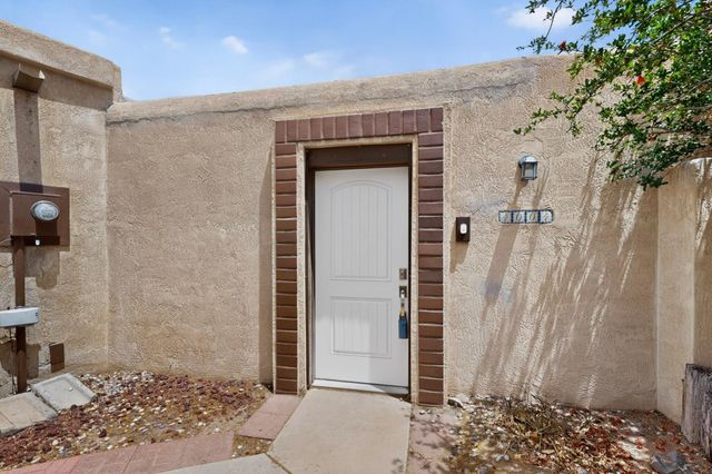 4004 67th Street NW, Albuquerque, NM 87120