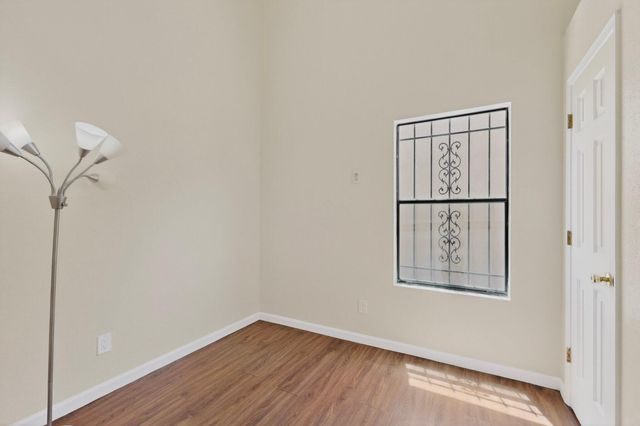 4004 67th Street NW, Albuquerque, NM 87120