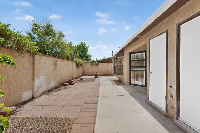 4004 67th Street NW, Albuquerque, NM 87120