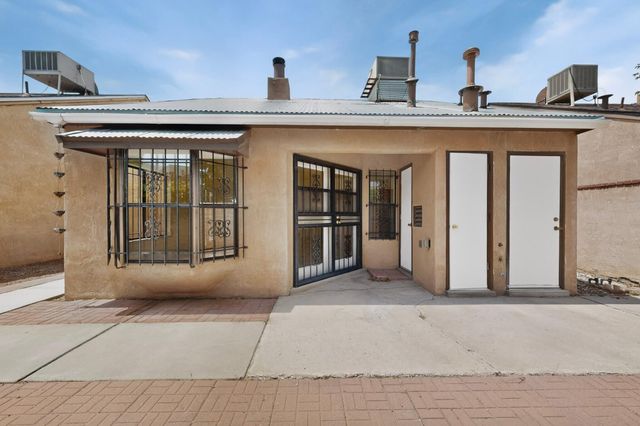 4004 67th Street NW, Albuquerque, NM 87120
