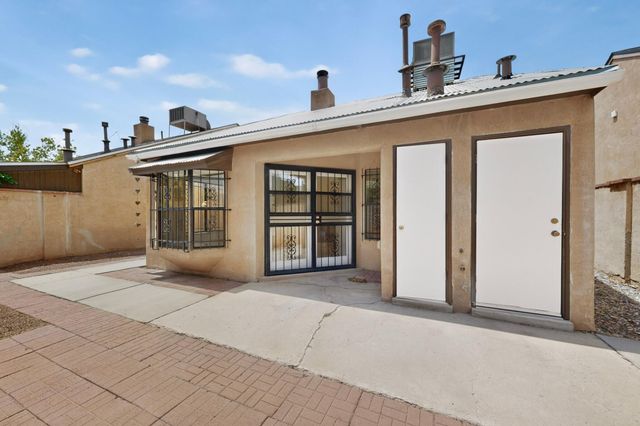 4004 67th Street NW, Albuquerque, NM 87120