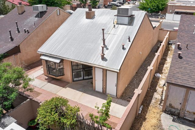 4004 67th Street NW, Albuquerque, NM 87120