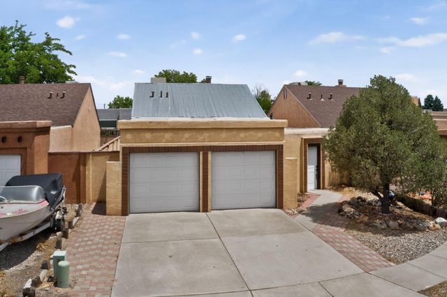 4004 67th Street NW, Albuquerque, NM 87120