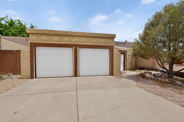 4004 67th Street NW, Albuquerque, NM 87120