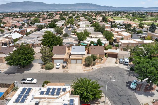 4004 67th Street NW, Albuquerque, NM 87120