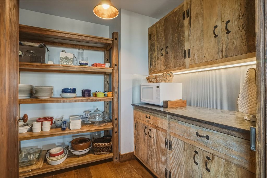 1076 Home Stretch Drive, Stevensville, MT 59870 photo 22