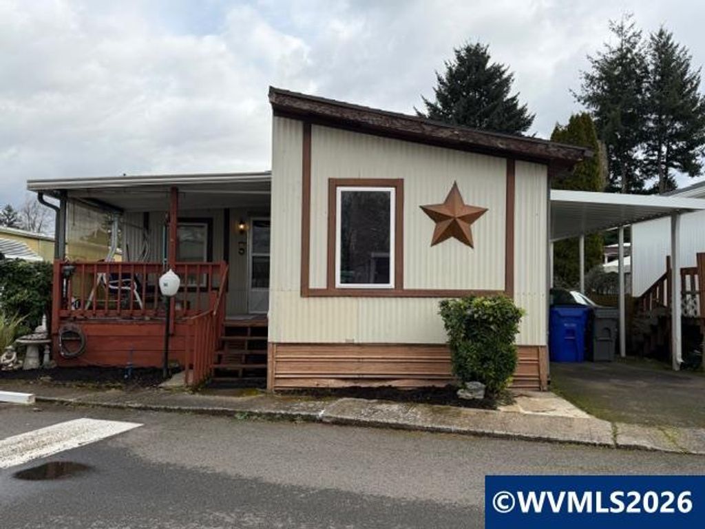 16901 SE Division St 36, Portland, OR 97236