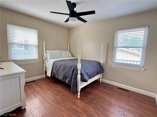 809 33rd Street, Vienna, WV 26105