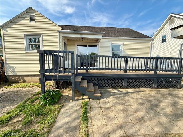 809 33rd Street, Vienna, WV 26105