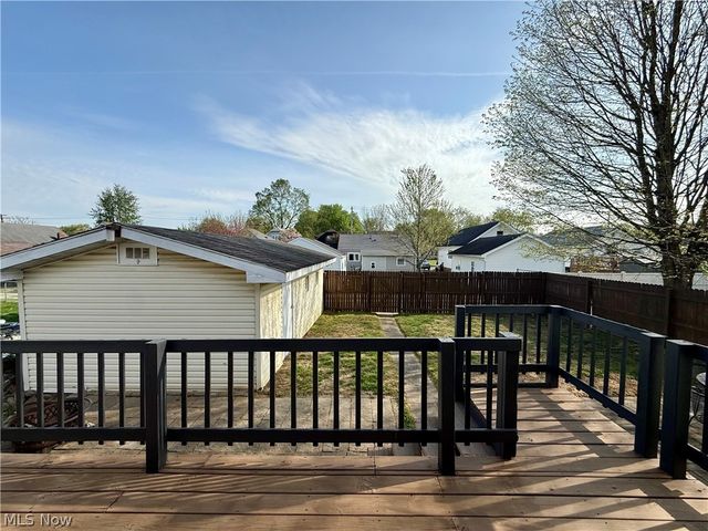 809 33rd Street, Vienna, WV 26105