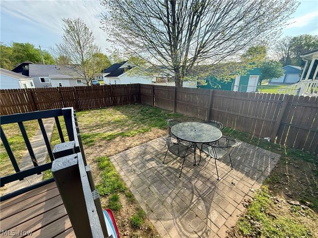809 33rd Street, Vienna, WV 26105