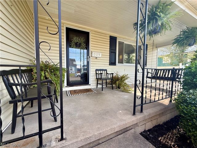 809 33rd Street, Vienna, WV 26105