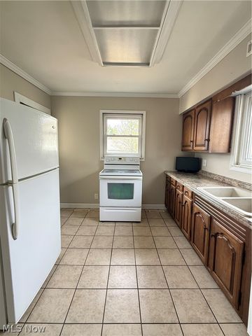 809 33rd Street, Vienna, WV 26105