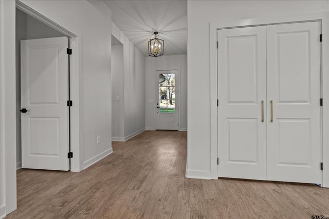 1610 Pineview Ln, Hideaway, TX 75771