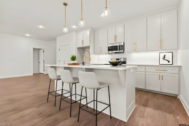 1610 Pineview Ln, Hideaway, TX 75771