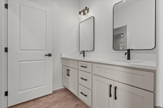 1610 Pineview Ln, Hideaway, TX 75771