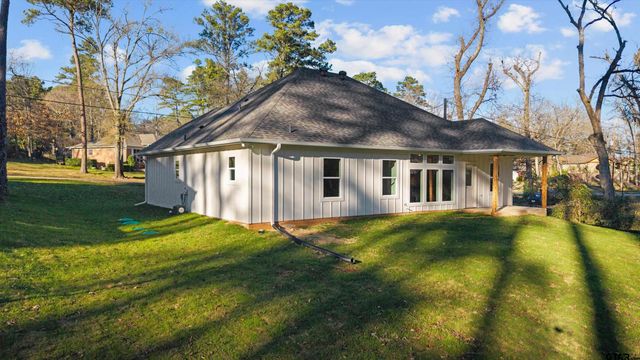 1610 Pineview Ln, Hideaway, TX 75771