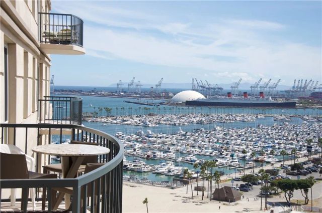 850 E Ocean Boulevard, Long Beach, CA 90802