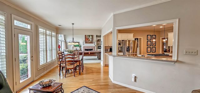 2286 LAKE PAGE DR, Collierville, TN 38017