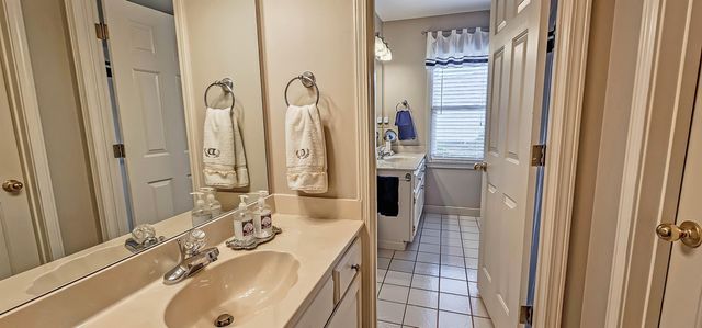 2286 LAKE PAGE DR, Collierville, TN 38017