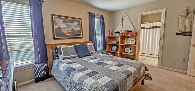 2286 LAKE PAGE DR, Collierville, TN 38017