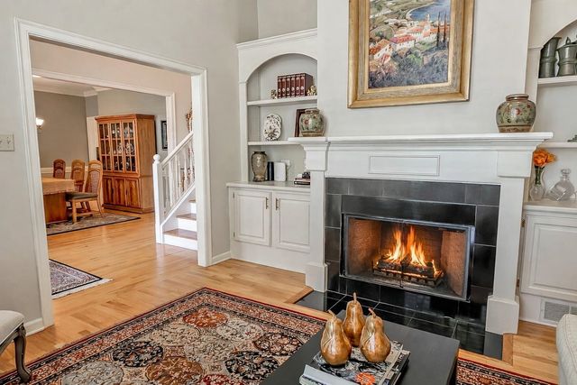 2286 LAKE PAGE DR, Collierville, TN 38017