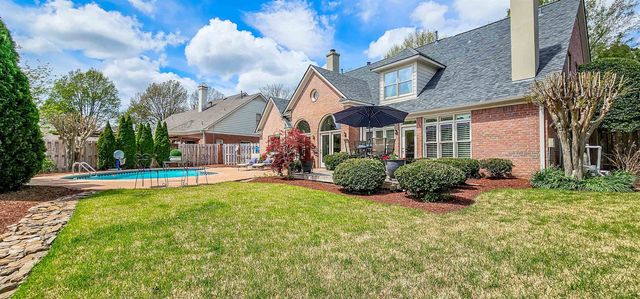 2286 LAKE PAGE DR, Collierville, TN 38017