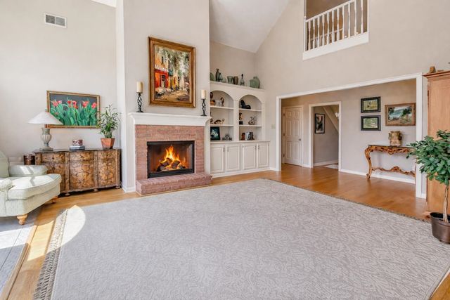 2286 LAKE PAGE DR, Collierville, TN 38017