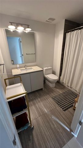 1010 Brickell Ave 1510, Miami, FL 33131