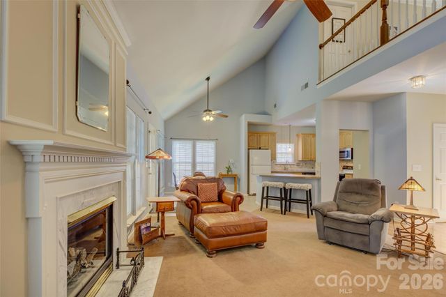 11611 Knightsdale Drive, Charlotte, NC 28277