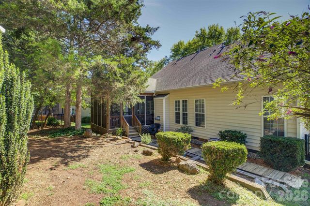 11611 Knightsdale Drive, Charlotte, NC 28277