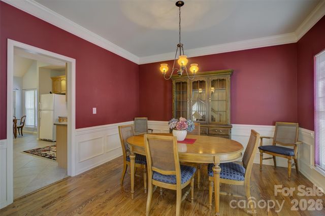 11611 Knightsdale Drive, Charlotte, NC 28277